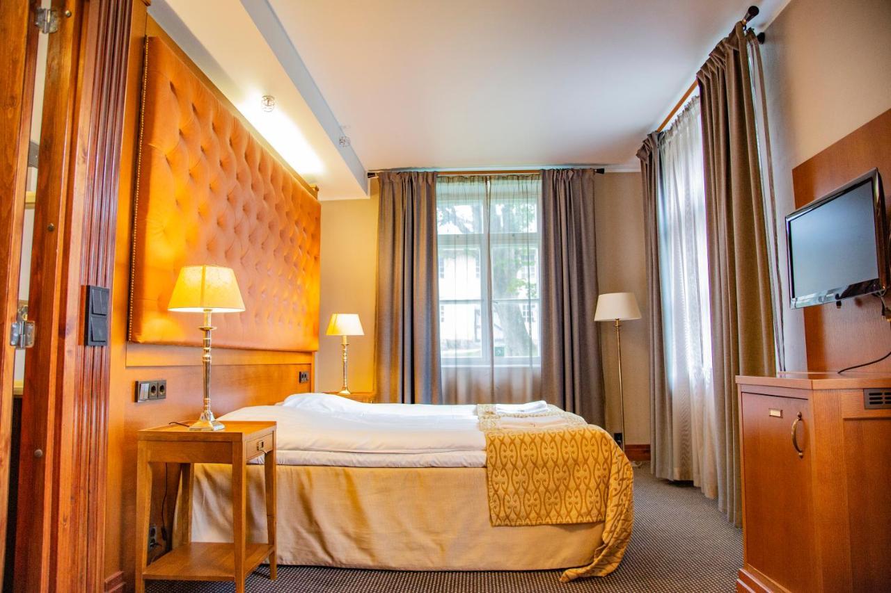 Billnaesin Ruukki Hotell Exteriör bild